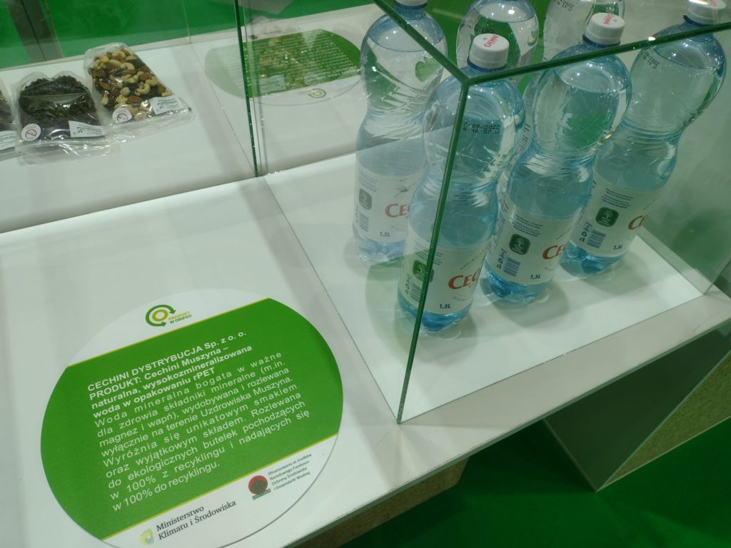 Produkt w obiegu - Cechini - woda mineralna w butelkach rPET 